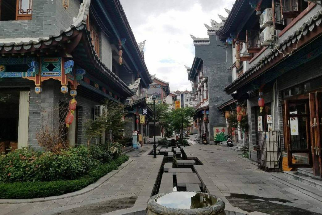看来我个啃老族还是得去社会再试一次？游戏画面